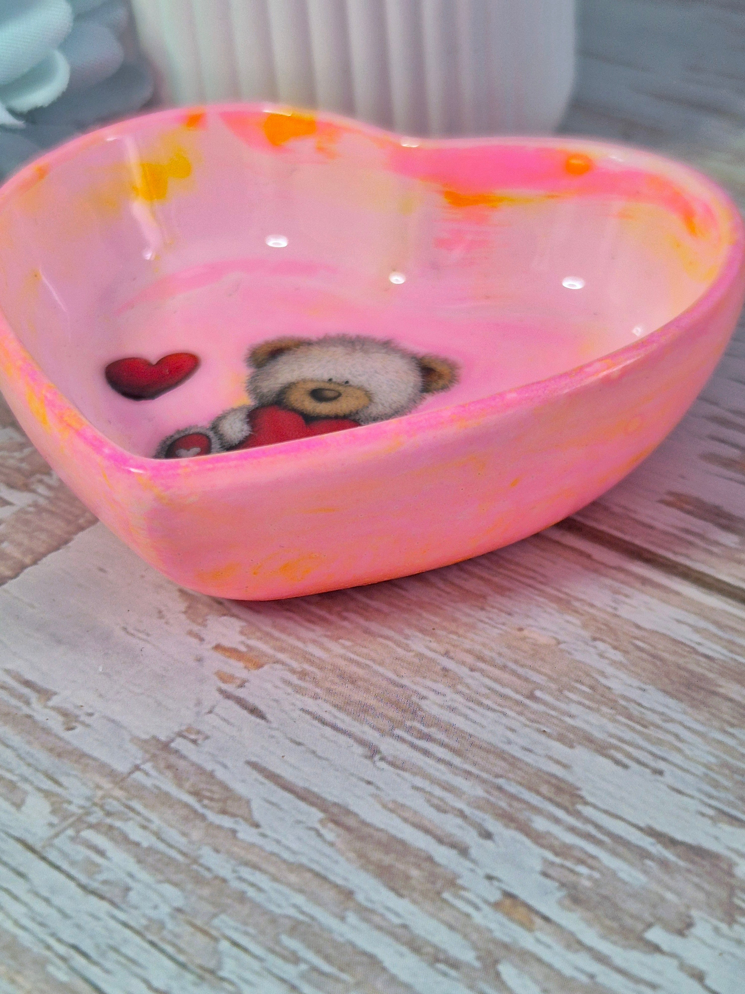 Handmade resincrete trinket dish with teddy bear heart deisign