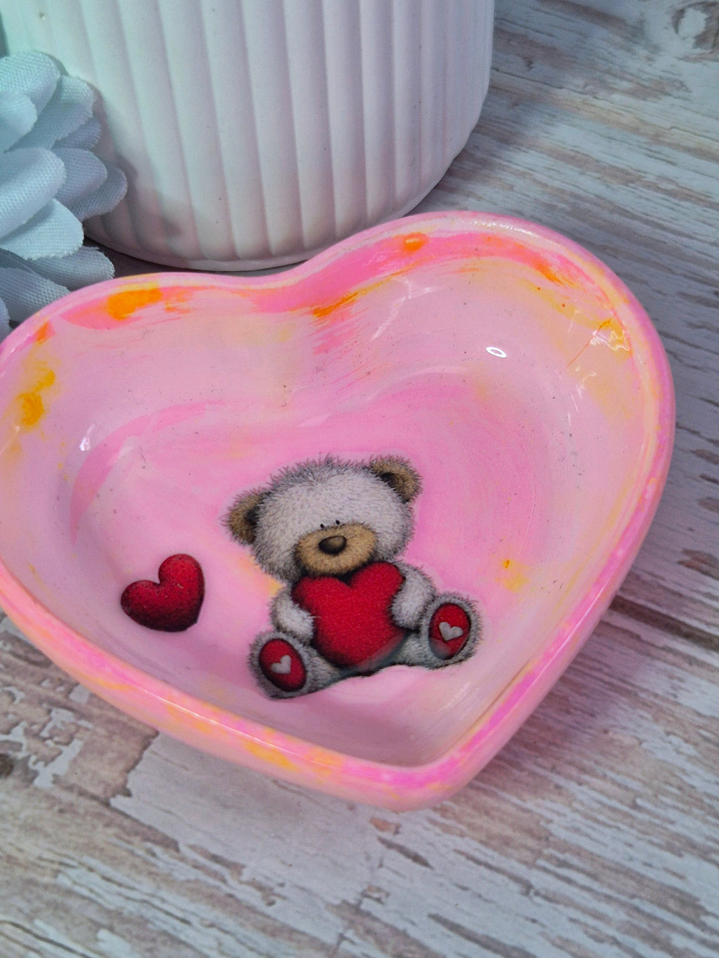 Handmade resin trinket dish with teddy bear heart design